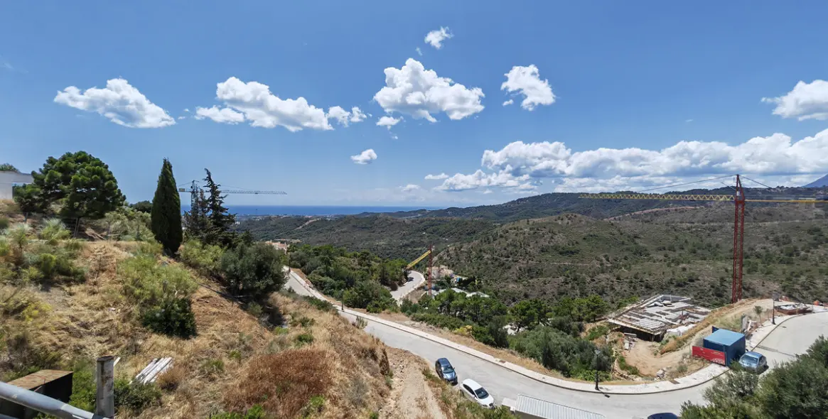 Продажа  жилого участка в Benahavís 1