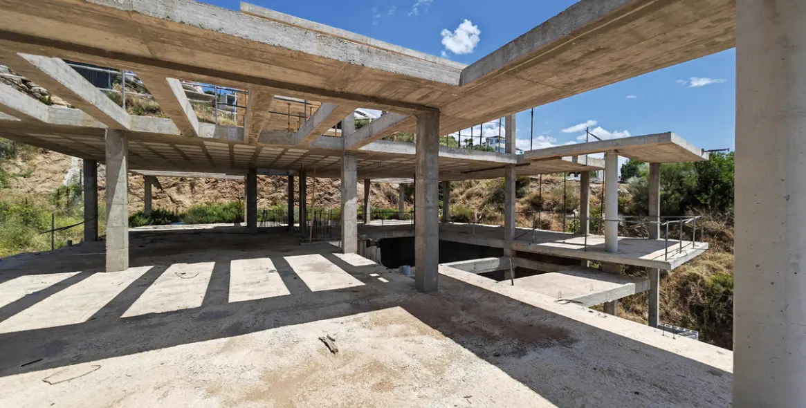 Продажа  жилого участка в Benahavís 11