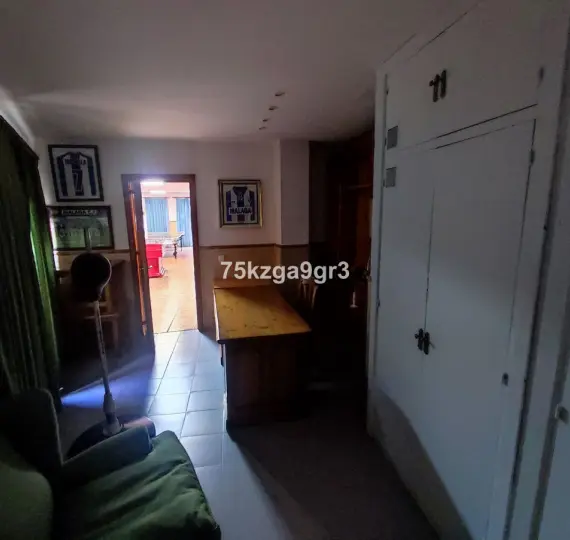 Oтдельно стоящая вилла R4676305