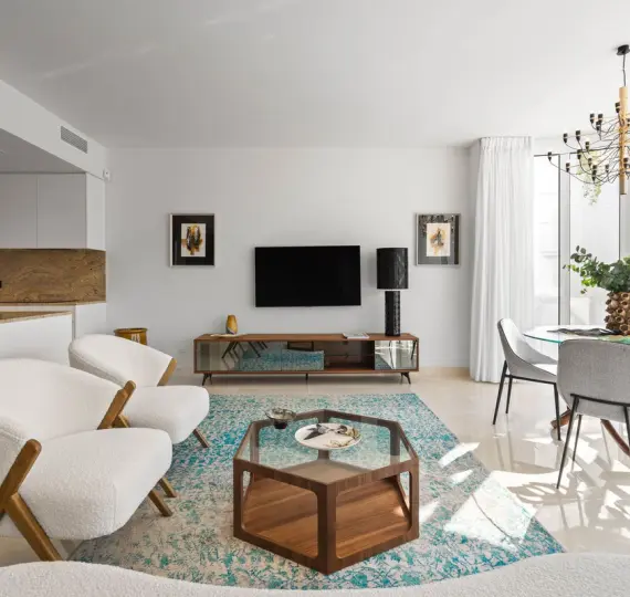 Продажа апартаментов на среднем этаже в New Golden Mile