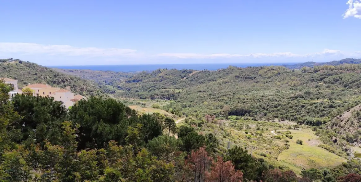 Продажа  жилого участка в Benahavís 13