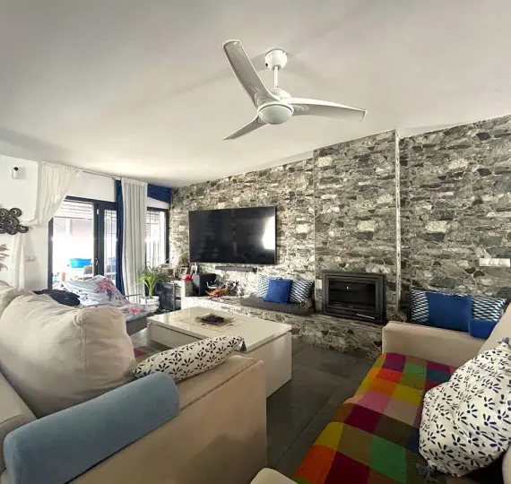 Продажа  отдельно стоящей виллы в Calahonda