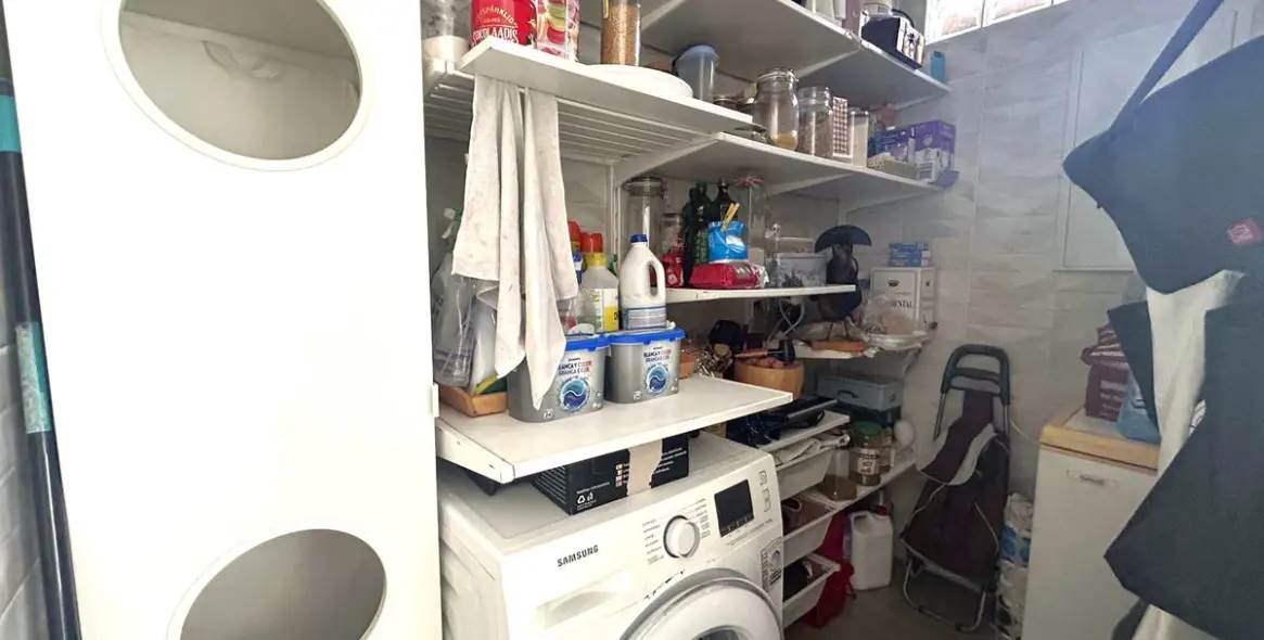 Продажа  отдельно стоящей виллы в Calahonda 13