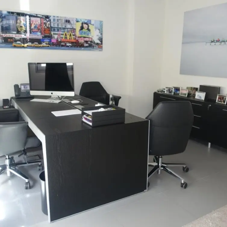 Venta de local comercial en Puerto Banús
