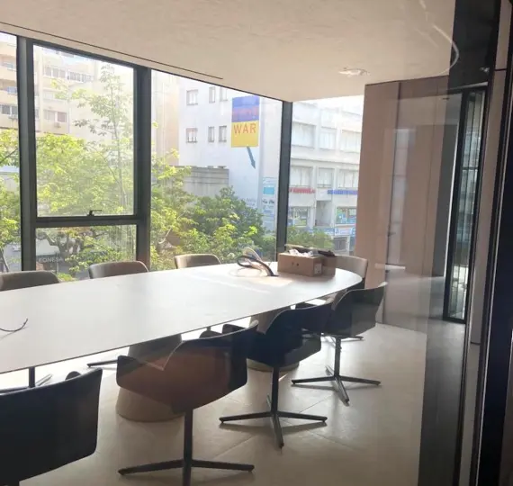 Sale of office in Marbella