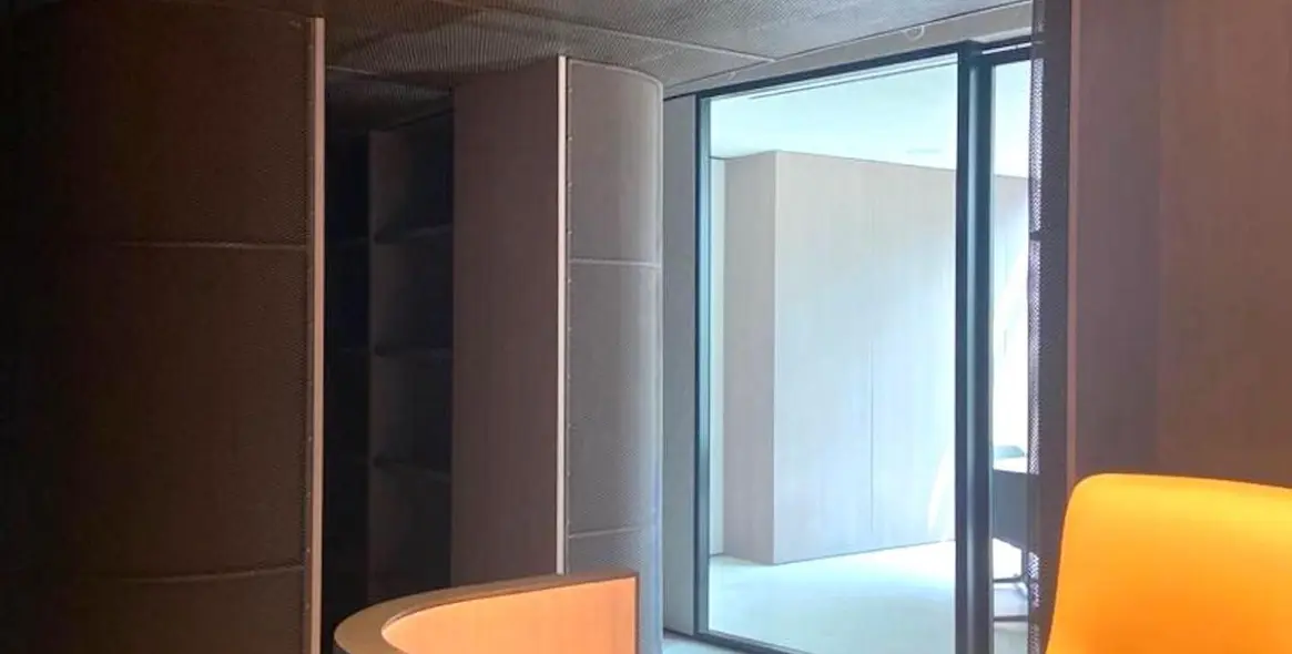 Sale of office in Marbella 8