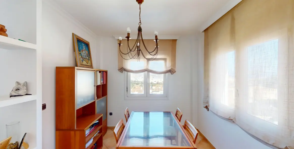 Sale of detached villa in Torre del Mar 6