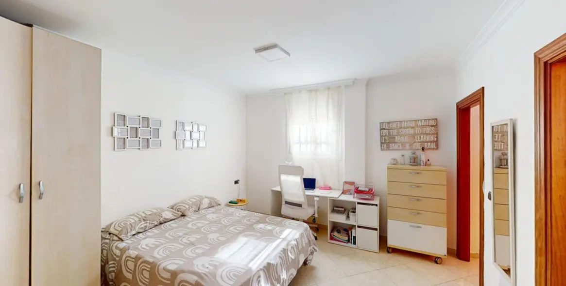 Sale of detached villa in Torre del Mar 27