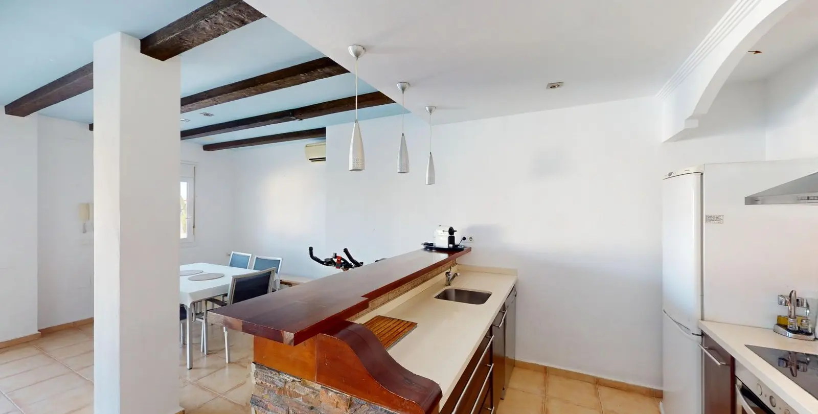 Продажа  отдельно стоящей виллы в Torre del Mar 33