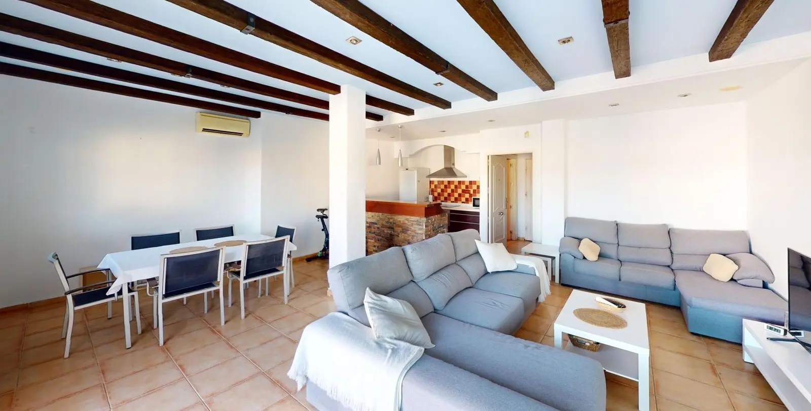 Продажа  отдельно стоящей виллы в Torre del Mar 39