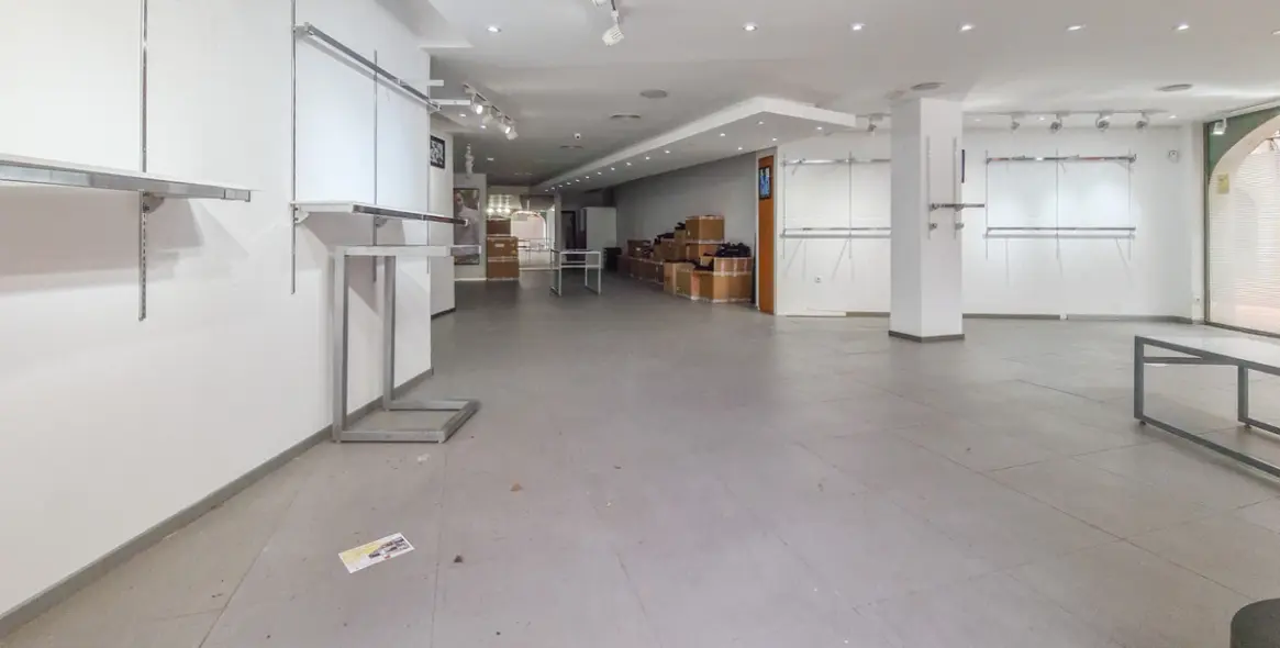 Sale of commercial premises in Marbella 2