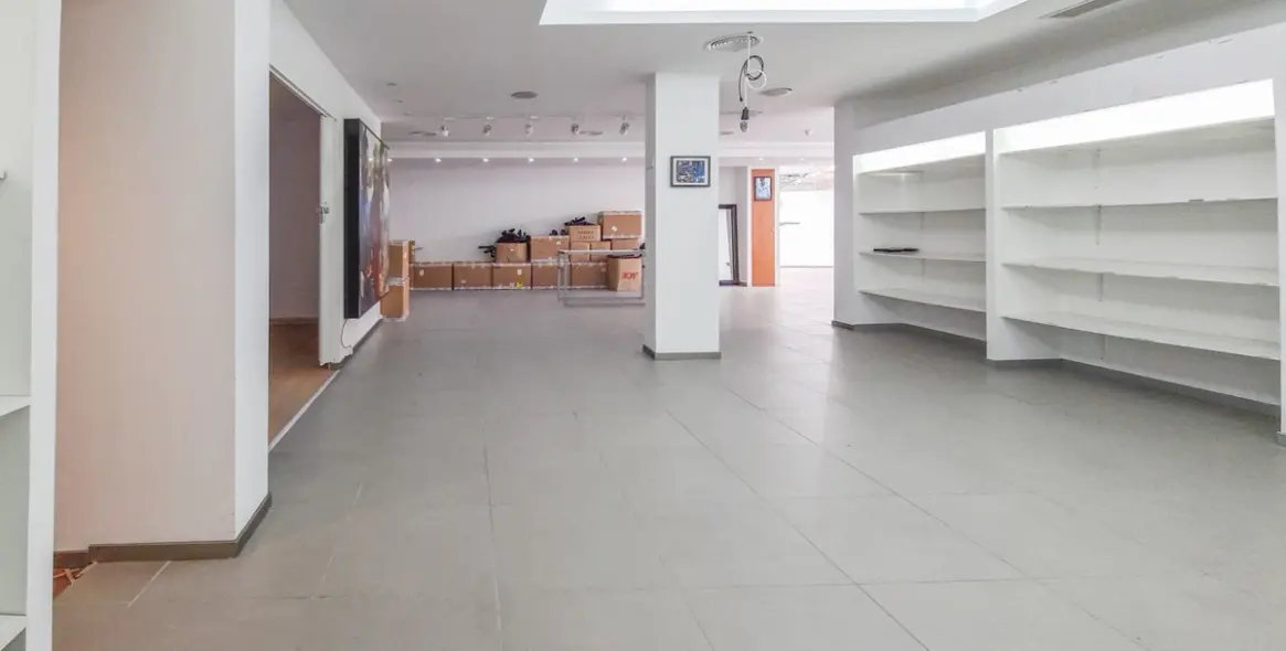 Sale of commercial premises in Marbella 6