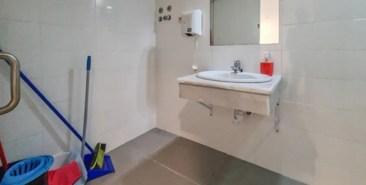 Sale of commercial premises in Marbella 8