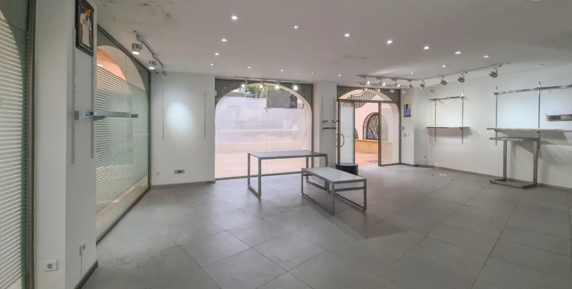 Sale of commercial premises in Marbella 13