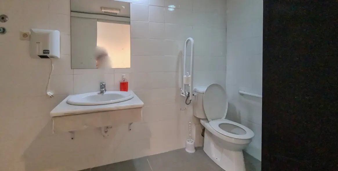 Sale of commercial premises in Marbella 18