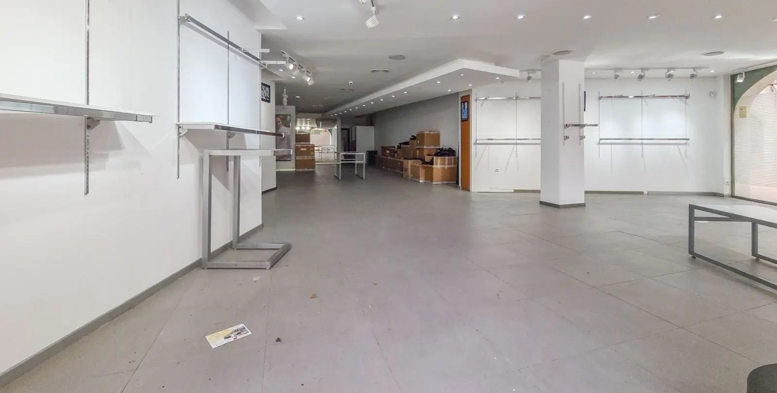 Sale of commercial premises in Marbella 2