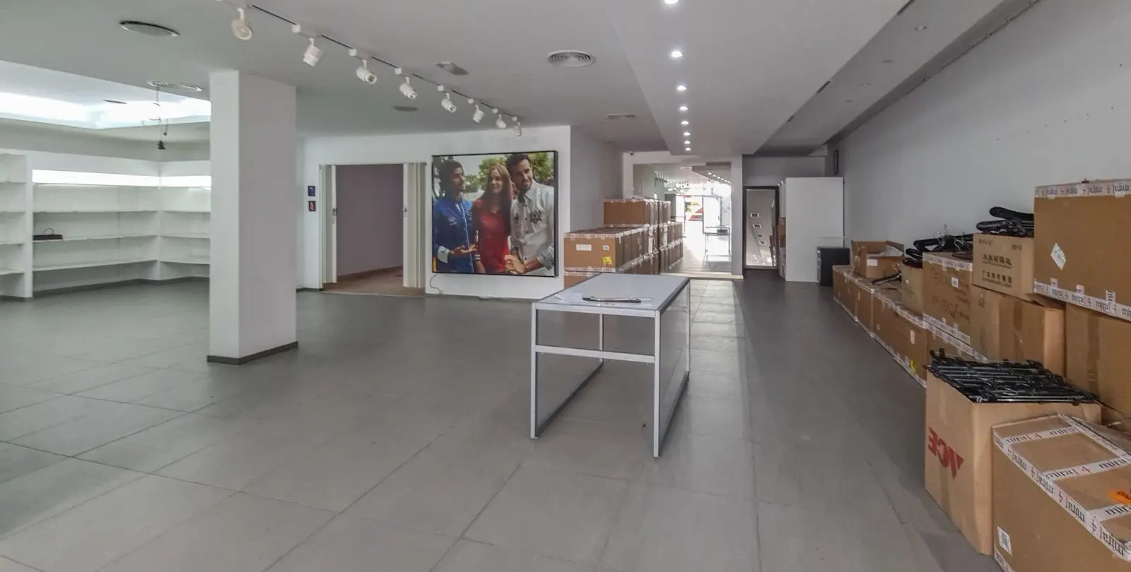 Sale of commercial premises in Marbella 4