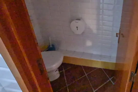 Image 9 thumb