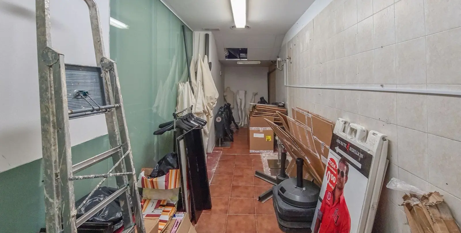 Sale of commercial premises in Marbella 25