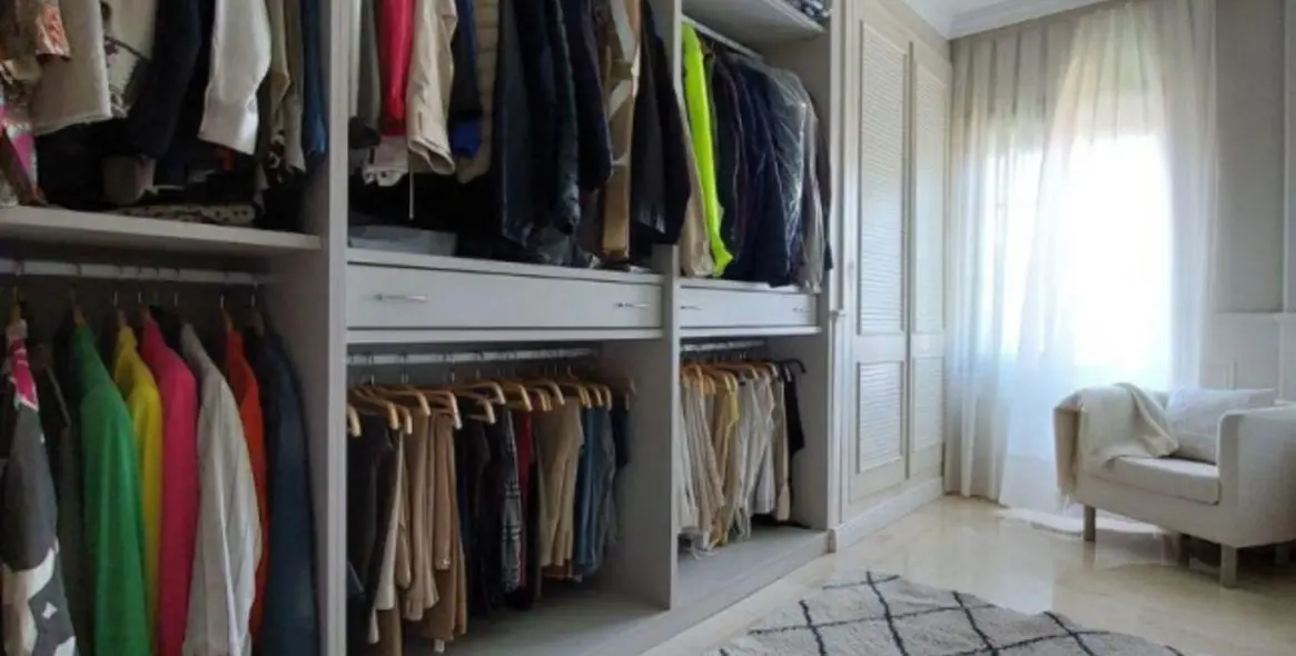 Продажа дома на две семьи в Marbella 13