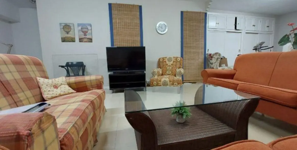 Продажа дома на две семьи в Marbella 19