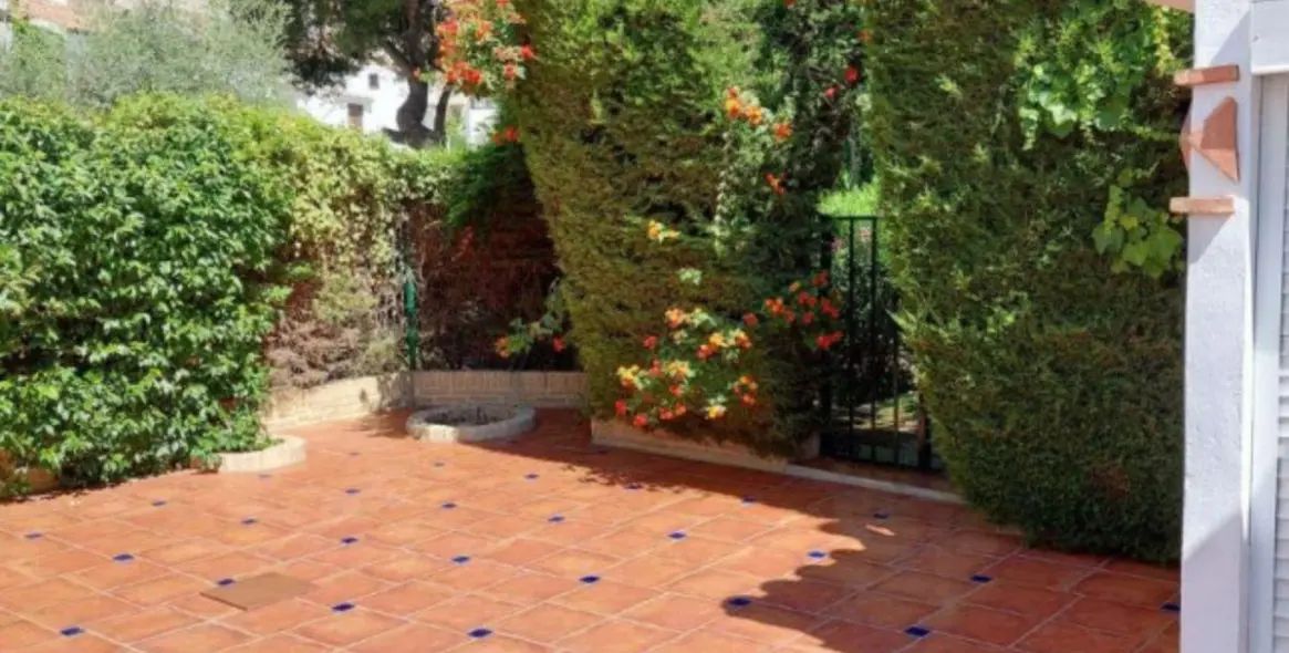 Sale of semi-detached house in Marbella 24