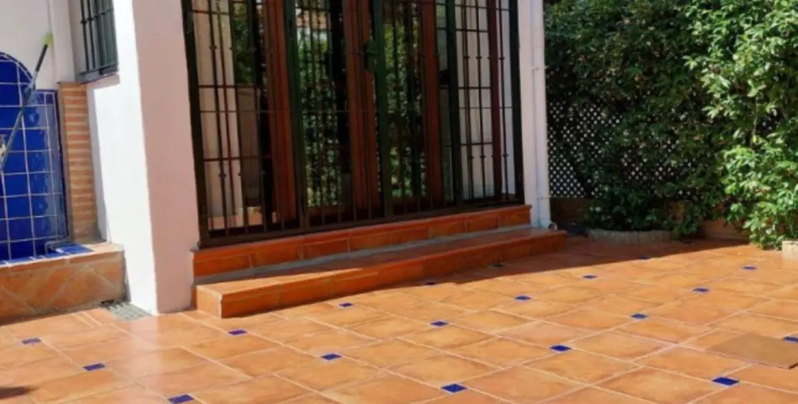 Sale of semi-detached house in Marbella 25