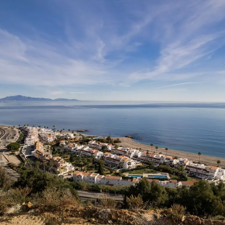 Sale of residential plot in Manilva