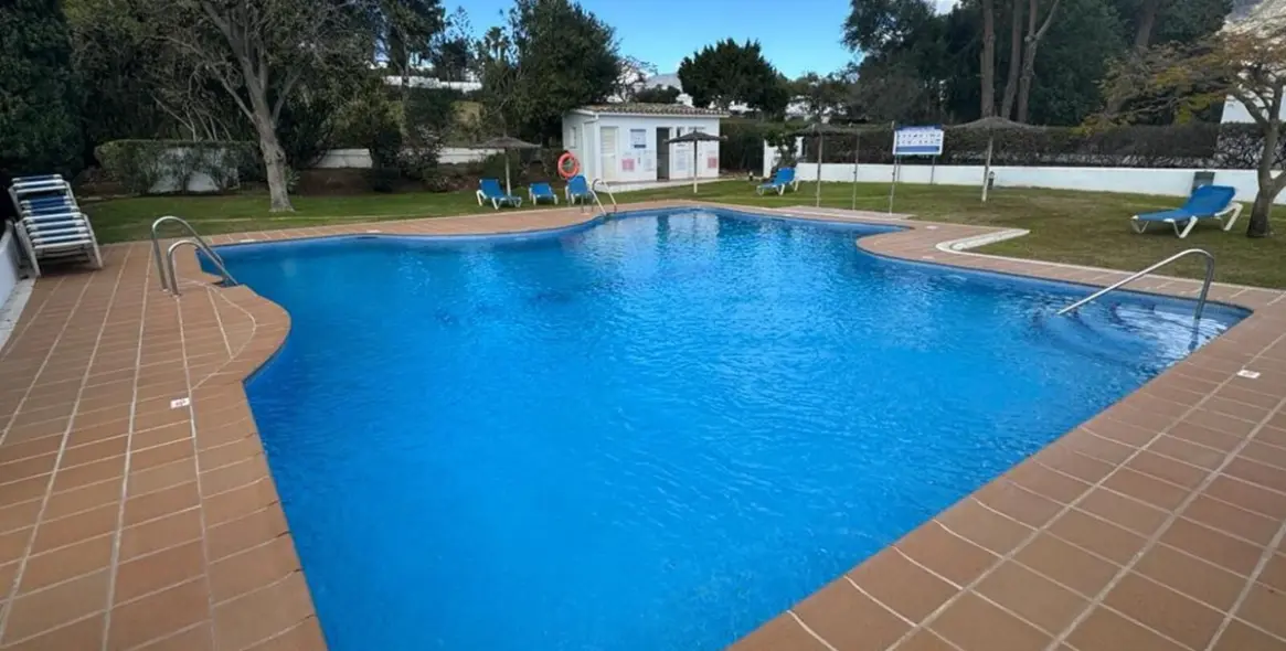 Long-term rent of townhouse in Nueva Andalucía 4