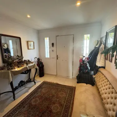 Long-term rent of townhouse in Nueva Andalucía