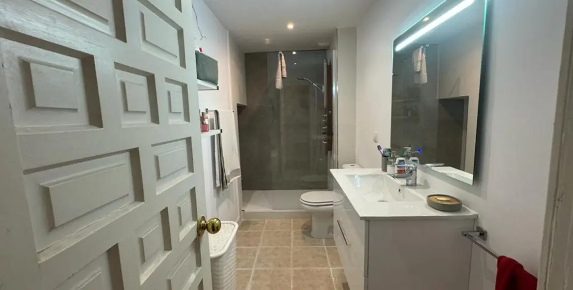 Long-term rent of townhouse in Nueva Andalucía 13