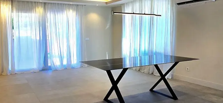 Продажа дома на две семьи в Atalaya 1