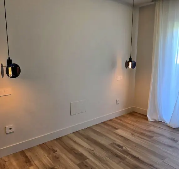 Продажа дома на две семьи в Atalaya