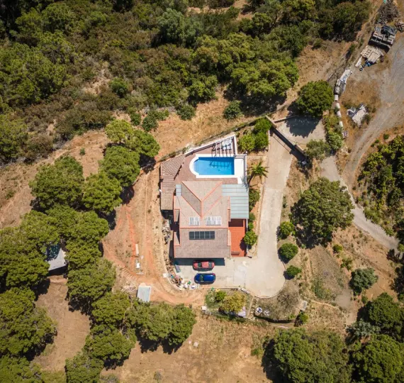 Venta de finca - cortijo en Estepona