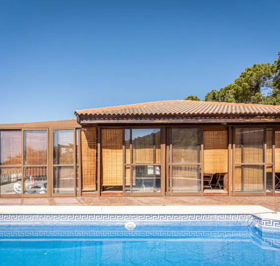 Venta de finca - cortijo en Estepona