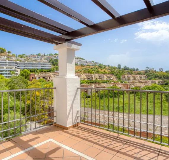 Sale of townhouse in Los Arqueros