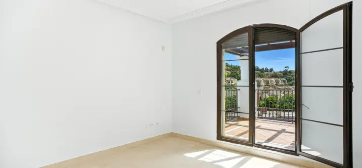 Sale of townhouse in Los Arqueros 4