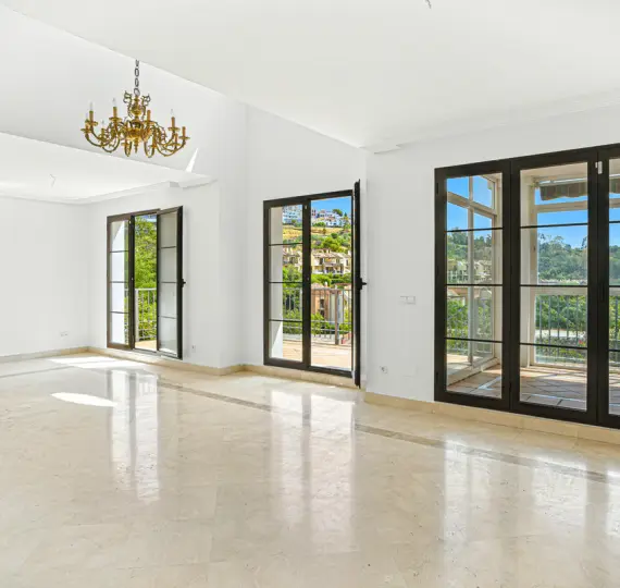 Sale of townhouse in Los Arqueros