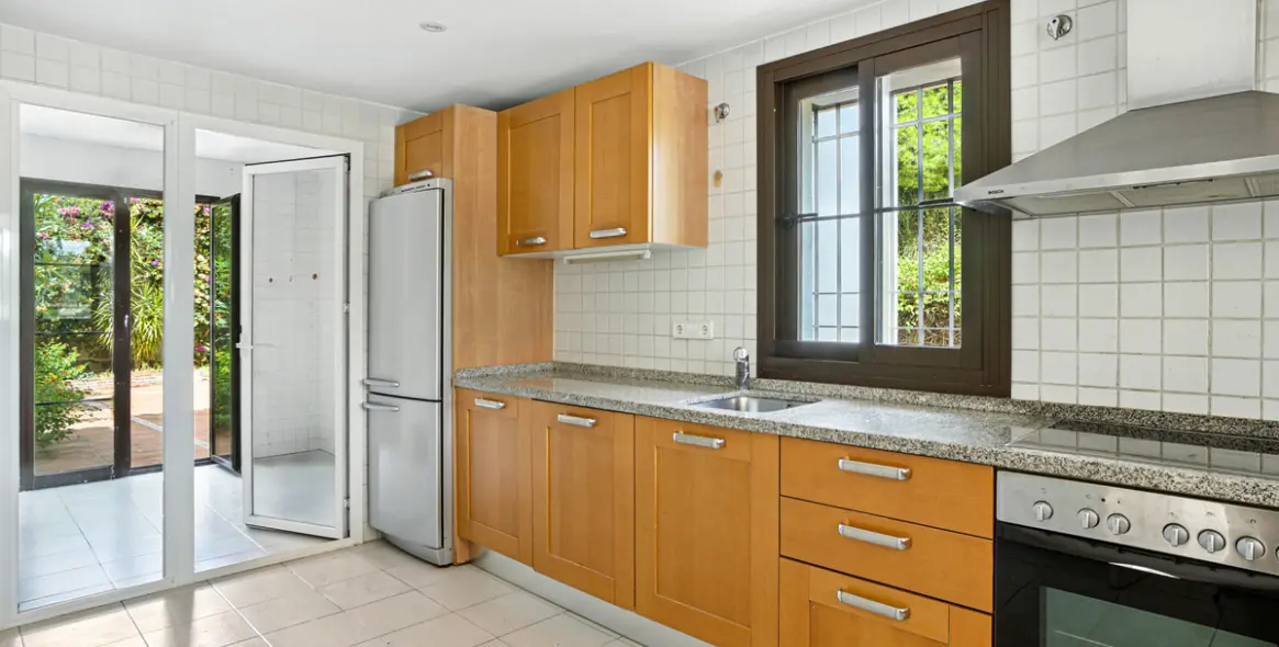 Sale of townhouse in Los Arqueros 8