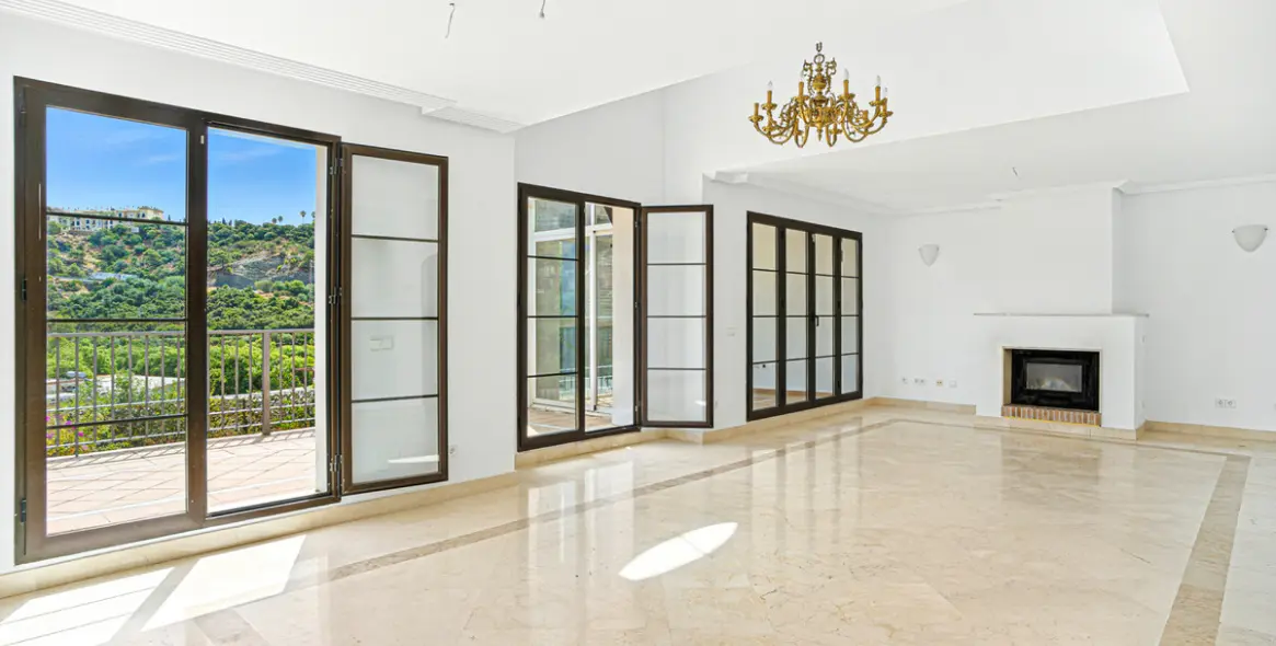 Sale of townhouse in Los Arqueros 20