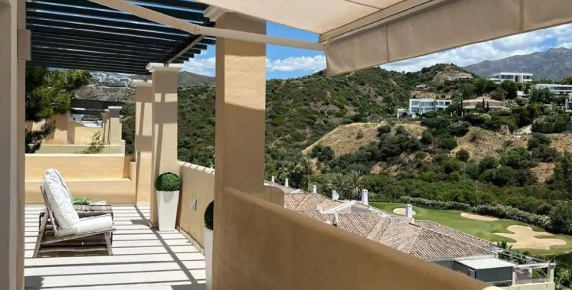 Short-term rent of penthouse in La Quinta 2