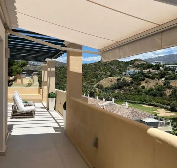 Short-term rent of penthouse in La Quinta