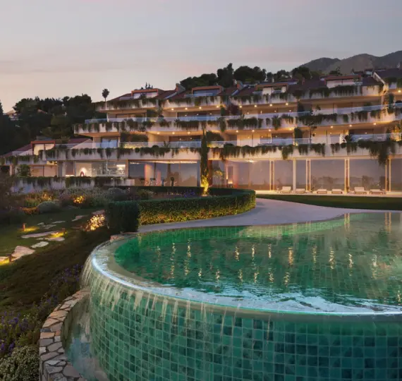 Продажа апартаментов на первом этаже в Benalmadena