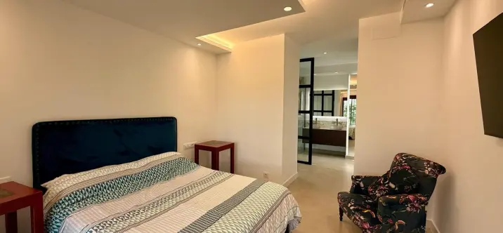 Долгосрочная аренда апартаментов на первом этаже в Nueva Andalucía 3