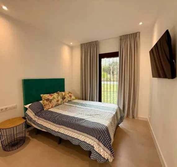 Долгосрочная аренда апартаментов на первом этаже в Nueva Andalucía