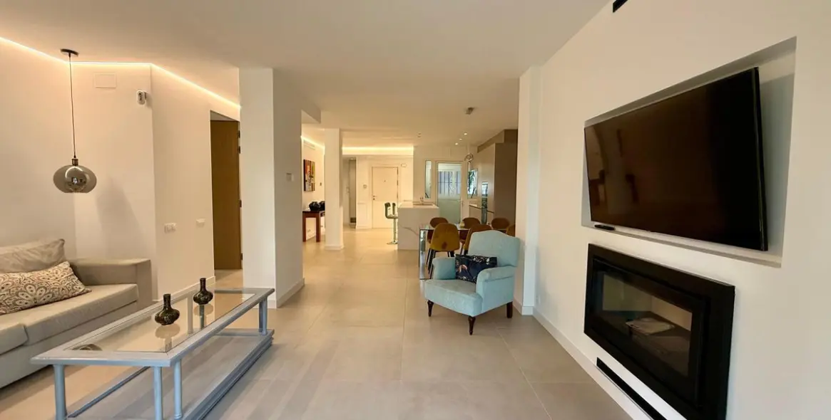 Долгосрочная аренда апартаментов на первом этаже в Nueva Andalucía 14