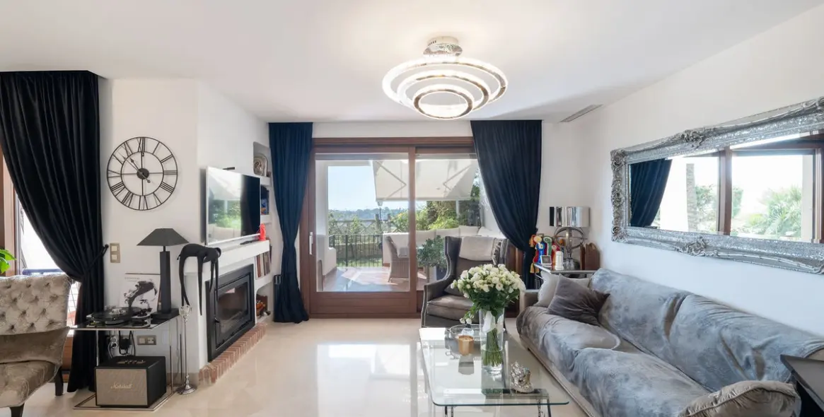 Sale of townhouse in Benahavís (district Benahavís) 3