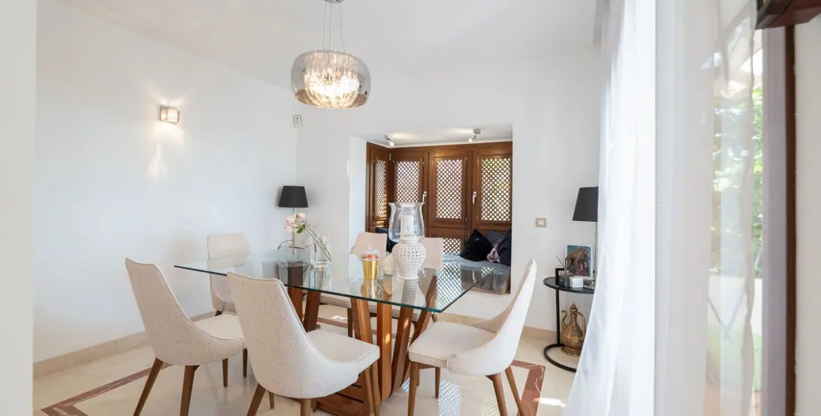 Sale of townhouse in Benahavís (district Benahavís) 4