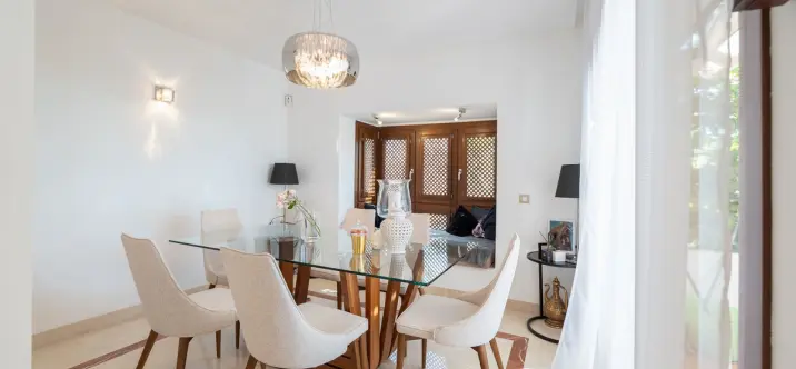 Townhouse R4802347 3