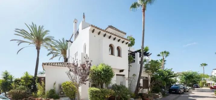 Venta de adosado en Benahavís 0